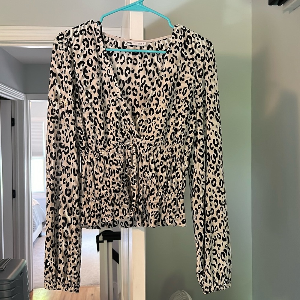 Zara cheetah print blouse